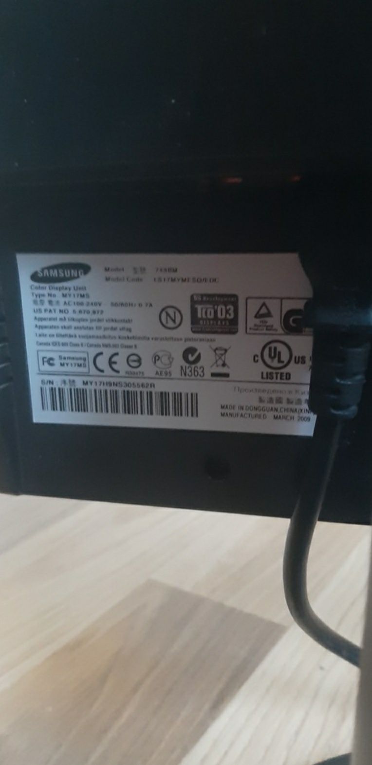 Monitor Samsung Sync Master 743BM