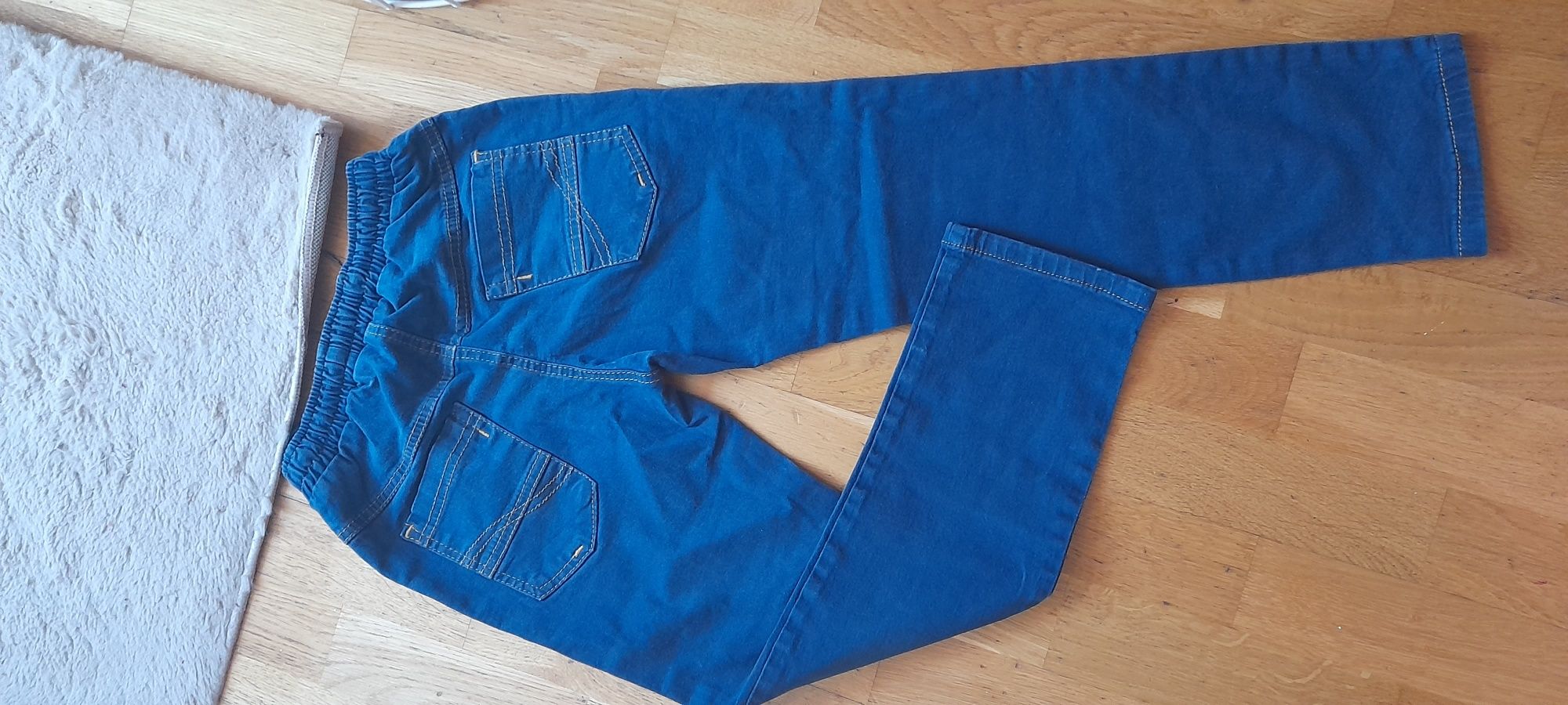 Spodnie jak nowe 134