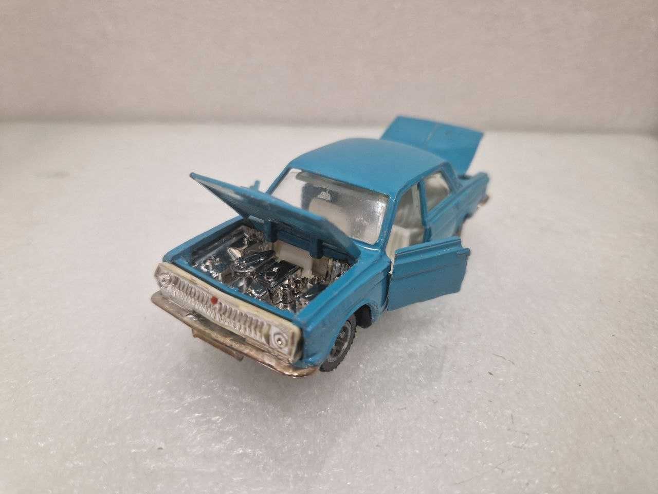 Волга ГАЗ М24-01 модель 1:43 сделано в СССР машинка