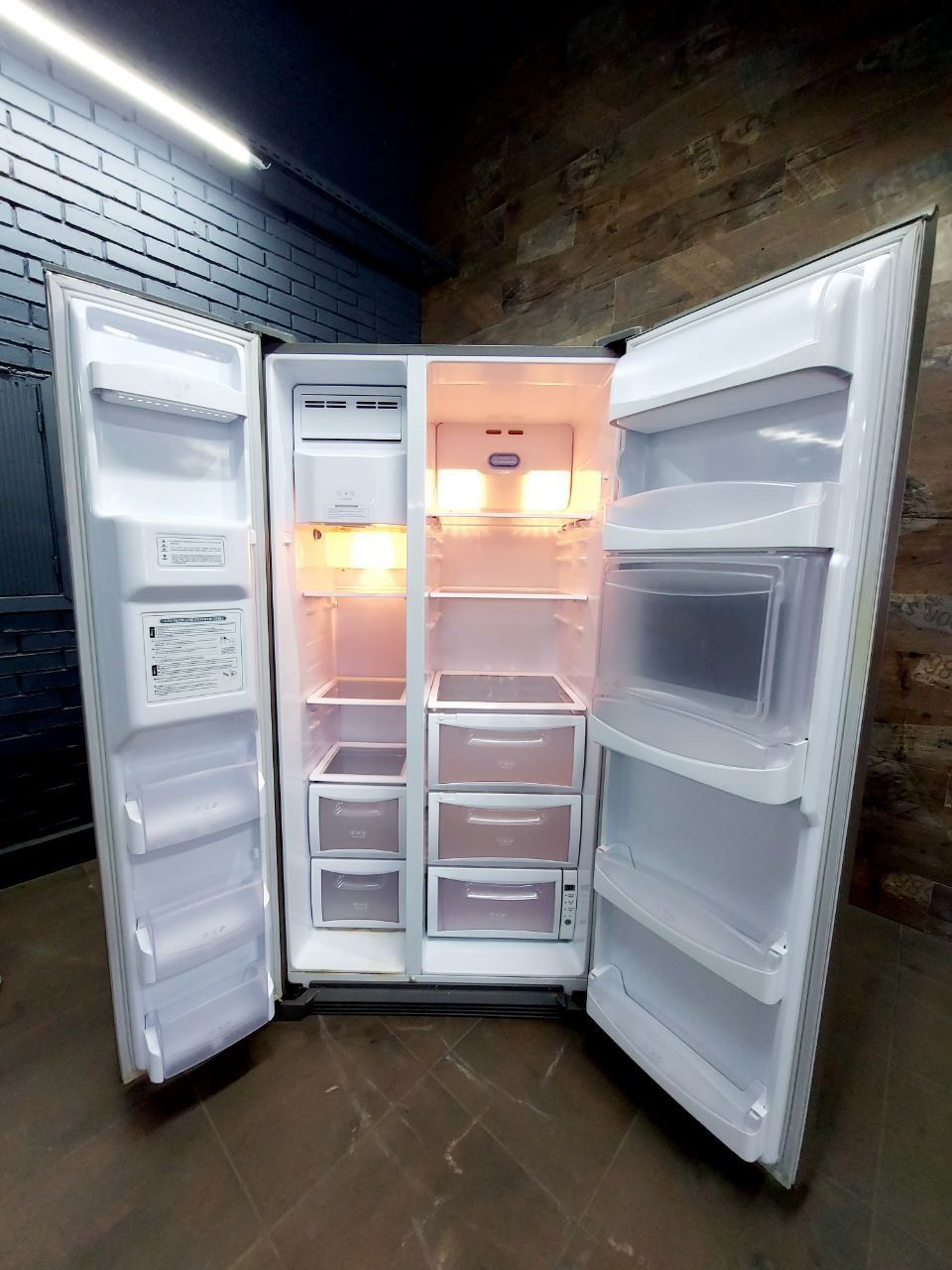 Холодильник Side by Side LG GSJV71PZTF на 500 літрів. Вибір 50 шт. А++
