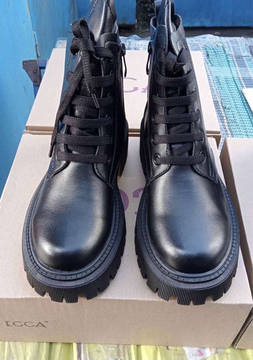 Ботинки, черевики, взуття жіноче