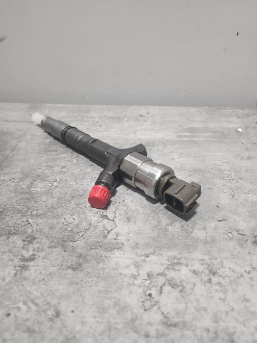 Wtryskiwacz DENSO 23.670-27.020 TOYOTA 2.0 D4D