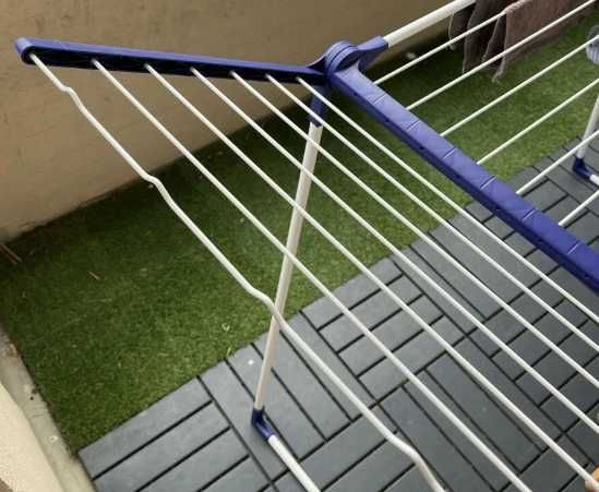 Сушка для білизни з колесиками, підлогова сушарка Leifheit Pegasus 200