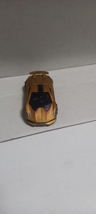 Lamborguini sexto elemento hot wheels