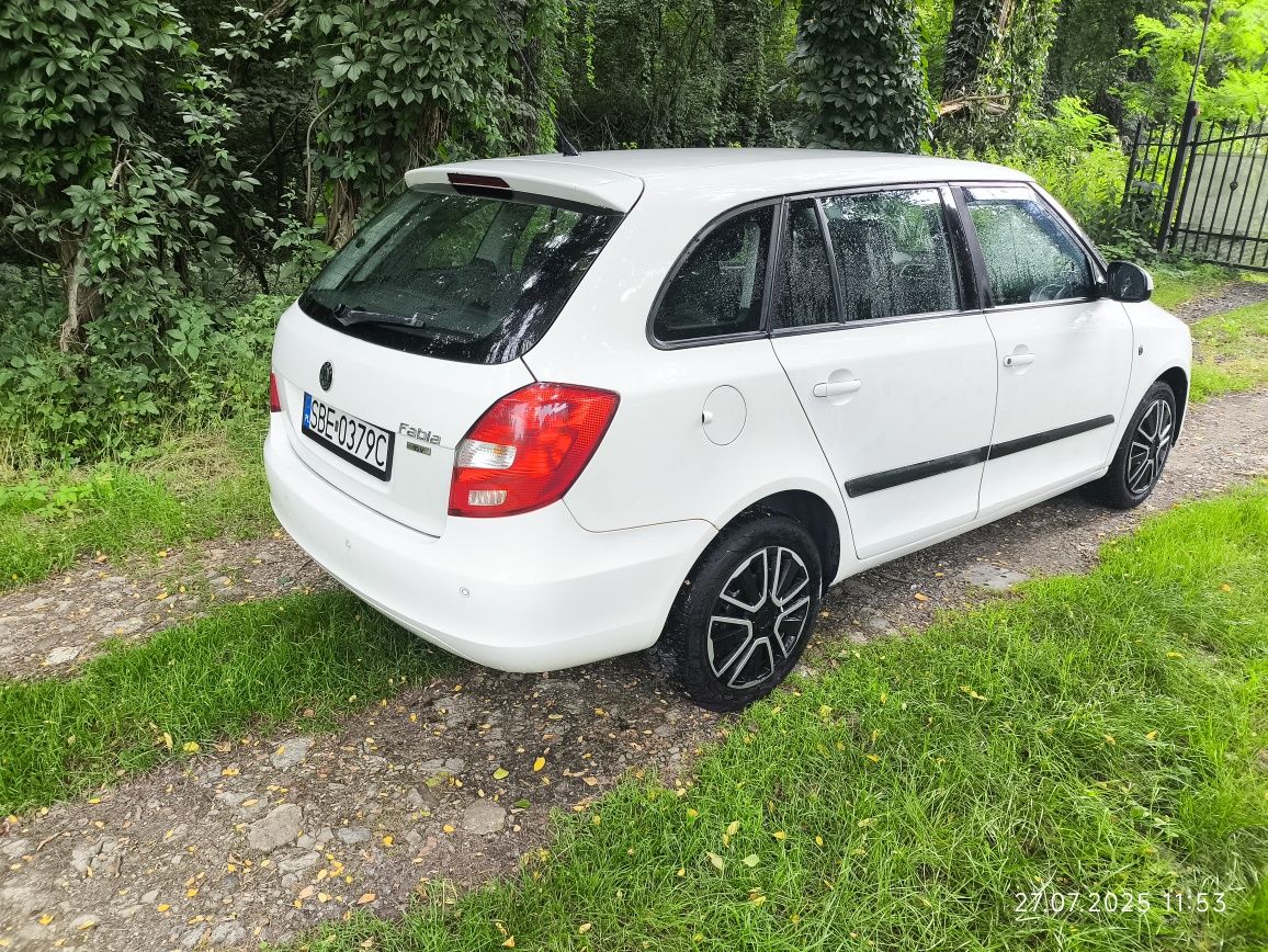 Skoda fabia 2 kombi  1.4 16v klima, elektryka