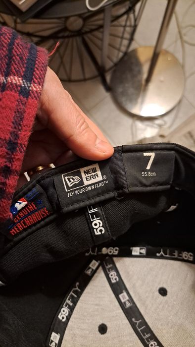 Gorro azul escuro com cinza tam único, e boné