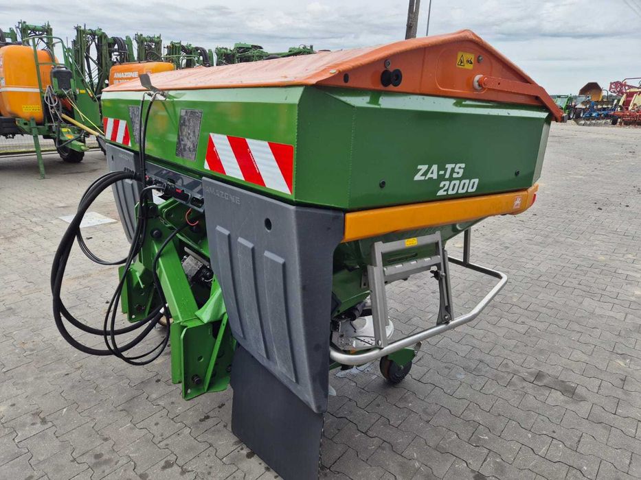 Rozsiewacz zawieszany Amazone ZA-TS 2000 Profis Hydro 2015r Amatron3