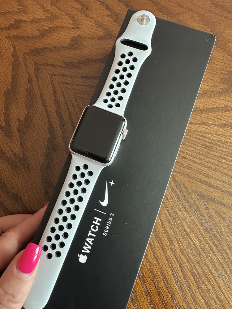Apple watch series 3, 38 mm, Nike