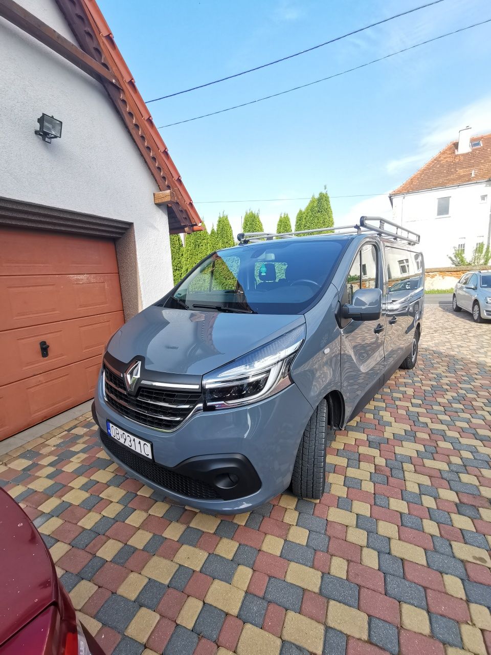 Sprzedam RENAULT TRAFIK 145 KM 2.0 brygadowka