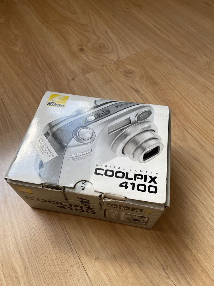 Nikon coolpix 4100