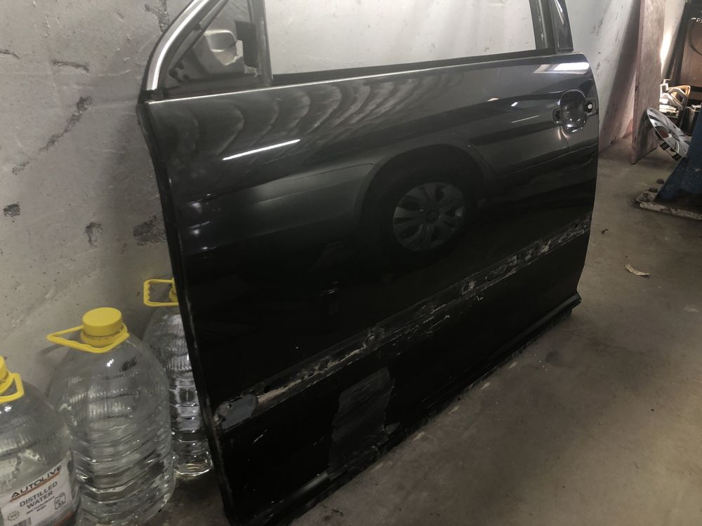 Двері Vw Phaeton