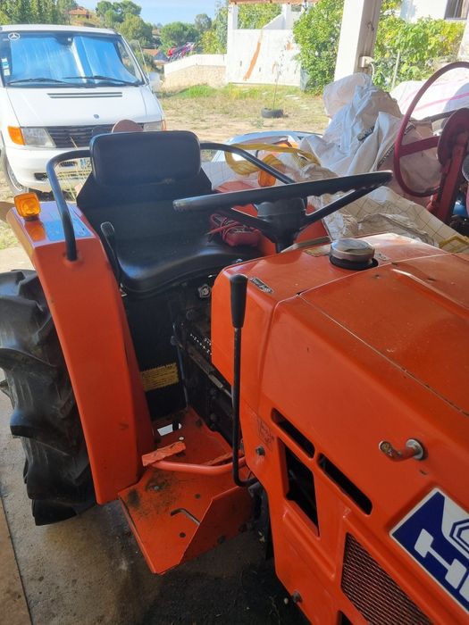 Trator Hinomoto c144