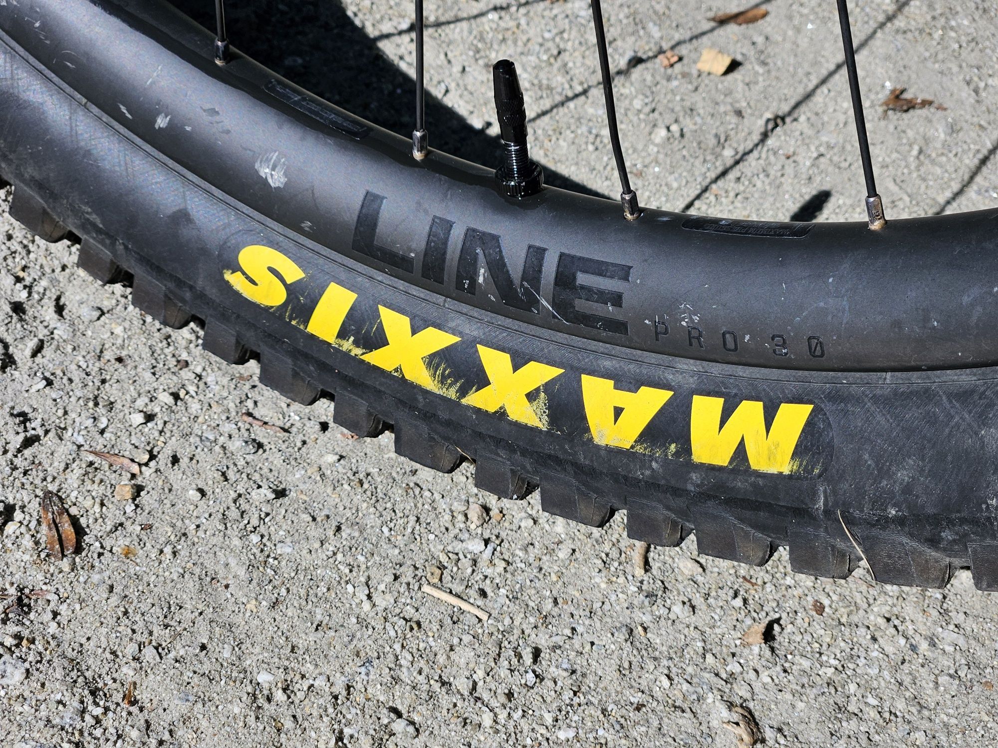 Trek Slash 8 M/L  (Karbon, race face, X01, Code RSC, maxxis)