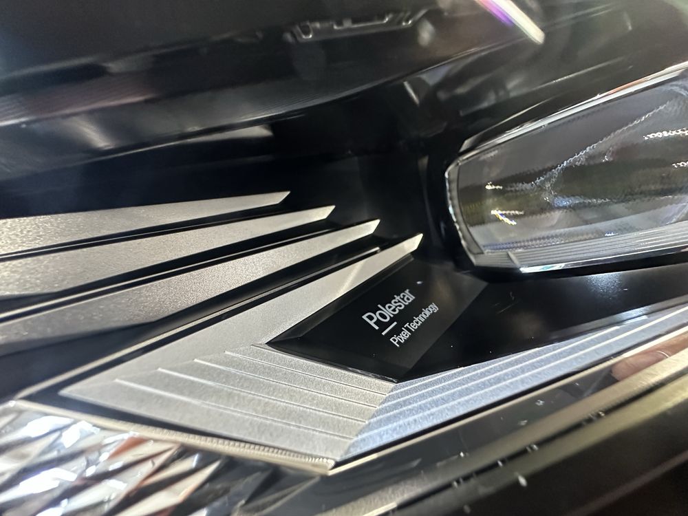 Фара ліва Polestar 2 2022 pixel P32337610