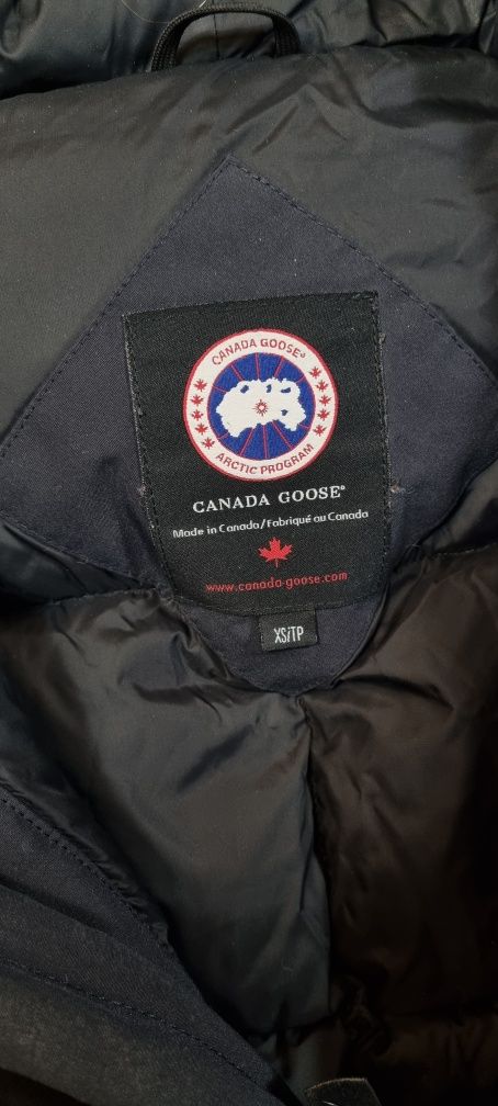 Kurtka Canada Goose, parka, czarna, futro z jenota, oryginalna, logo