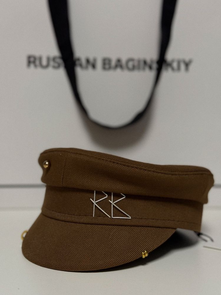 Ruslan Baginskiy коричнева кепі