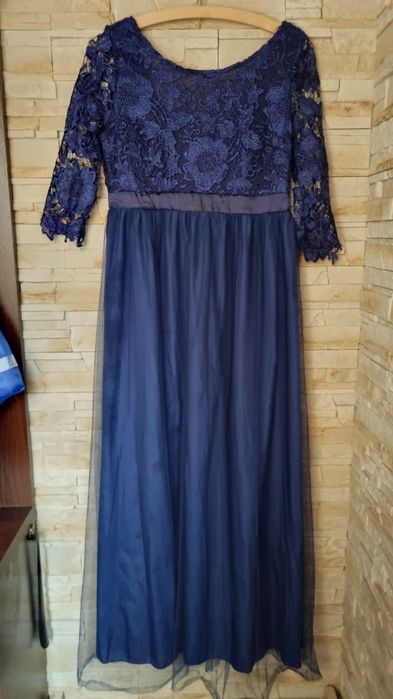 Sukienka wieczorowa.