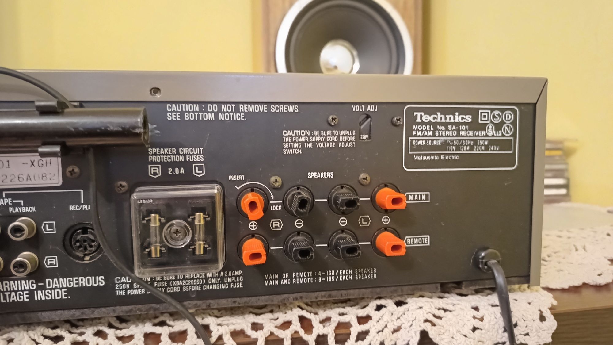 Amplituner Technics model. SA-101