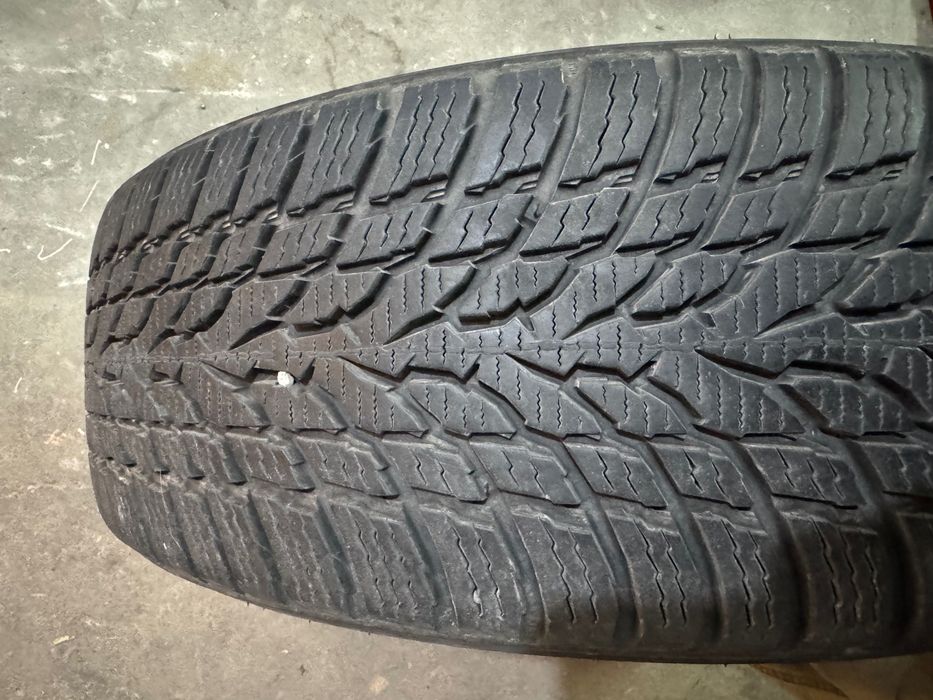 Opony Nokian 195/65 R15 na felgach stalowych – Toyota Corolla 2022