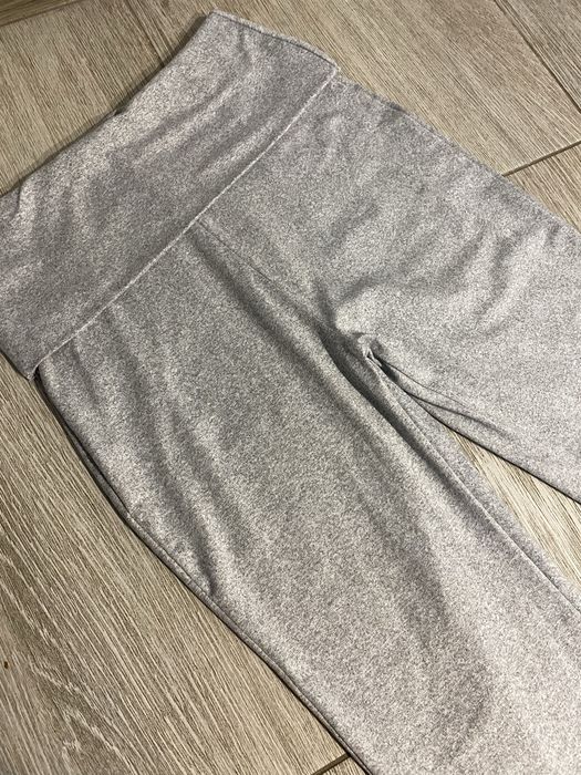 Сірі кльош штани, штани кльош