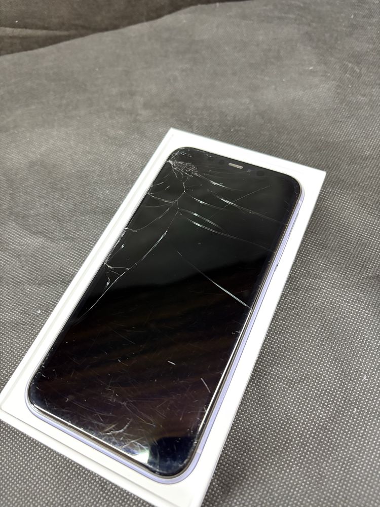 Iphone 11 newerlock 64gb ios 16.0.2