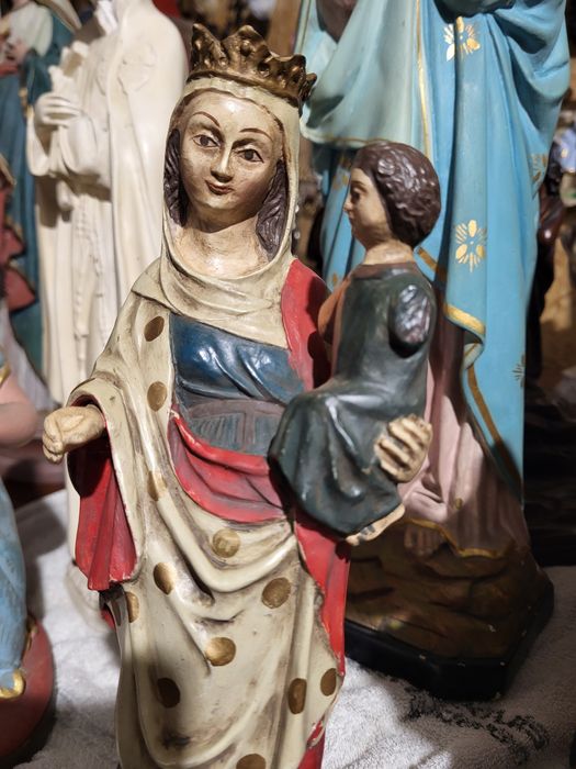 Maryja Królowa gipsowa figurka Matka Boża