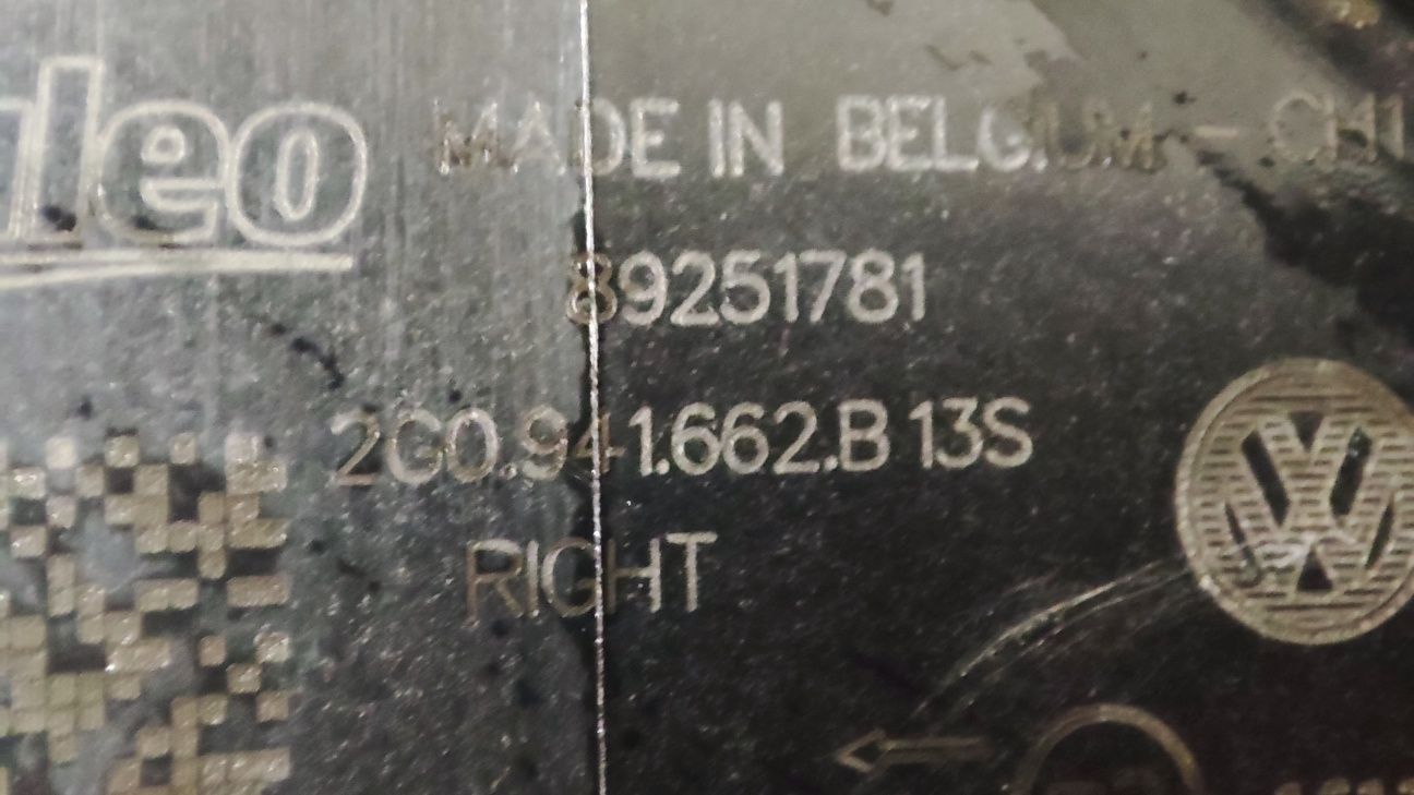 Halogen prawy światła do jazdy dziennej VW Polo 2G