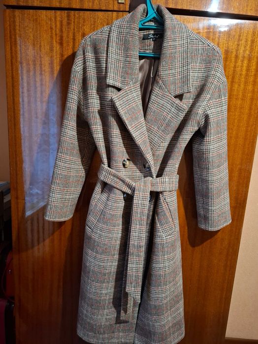 Двубортное шерстяное пальто р.M-L