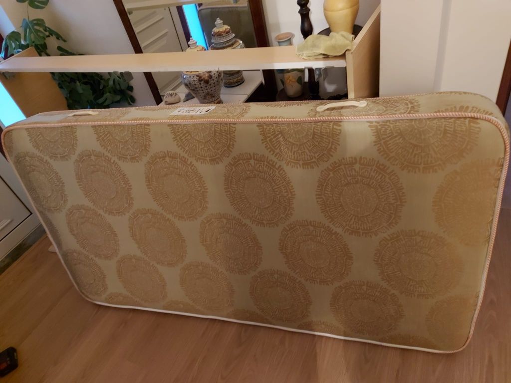 Colchão para cama de soteiro