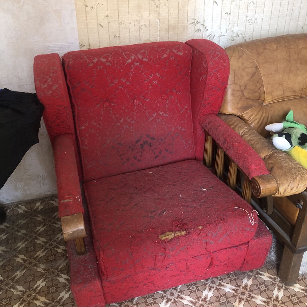 Крісло дерево вінтаж для вітальні