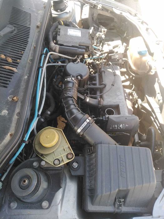 Para Peças Fiat Palio 1.2 de 2000 com 73 CV a Gasolina e boa mecânica