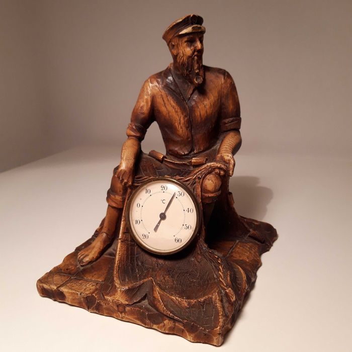 Piękna figurka antyk termometr