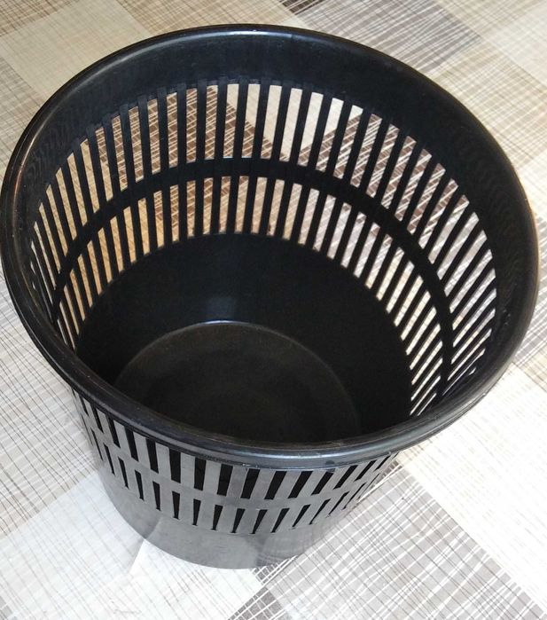 Урна для офісного сміття