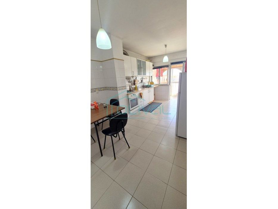 Apartamento T2 - Localização Central em Samora Correia