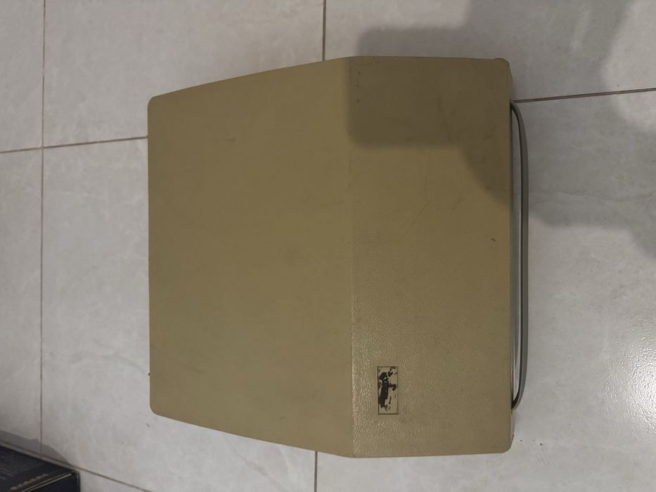 Máquina de Escrever Vintage – Messa Mini 2000 (anos 70)