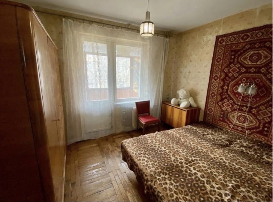 Продам 3х комнатную квартиру, 9 мкрн. Сертификат. А