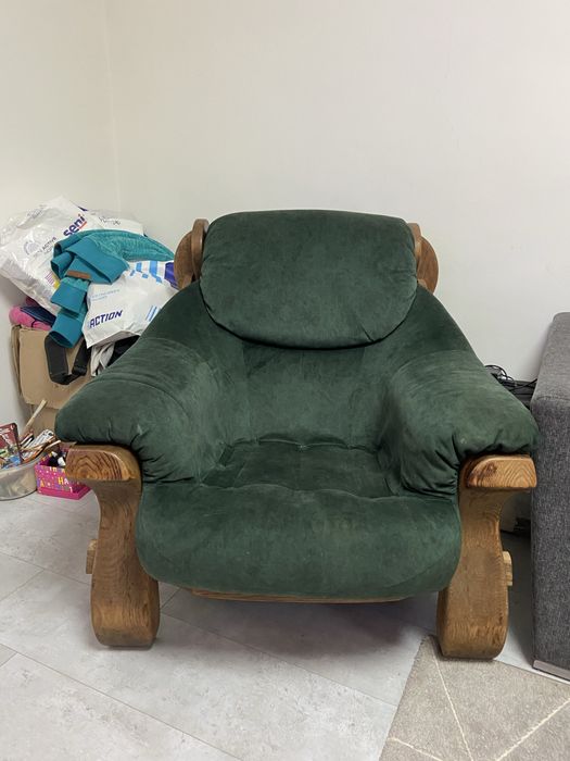 Piekny odrestaurowany fotel