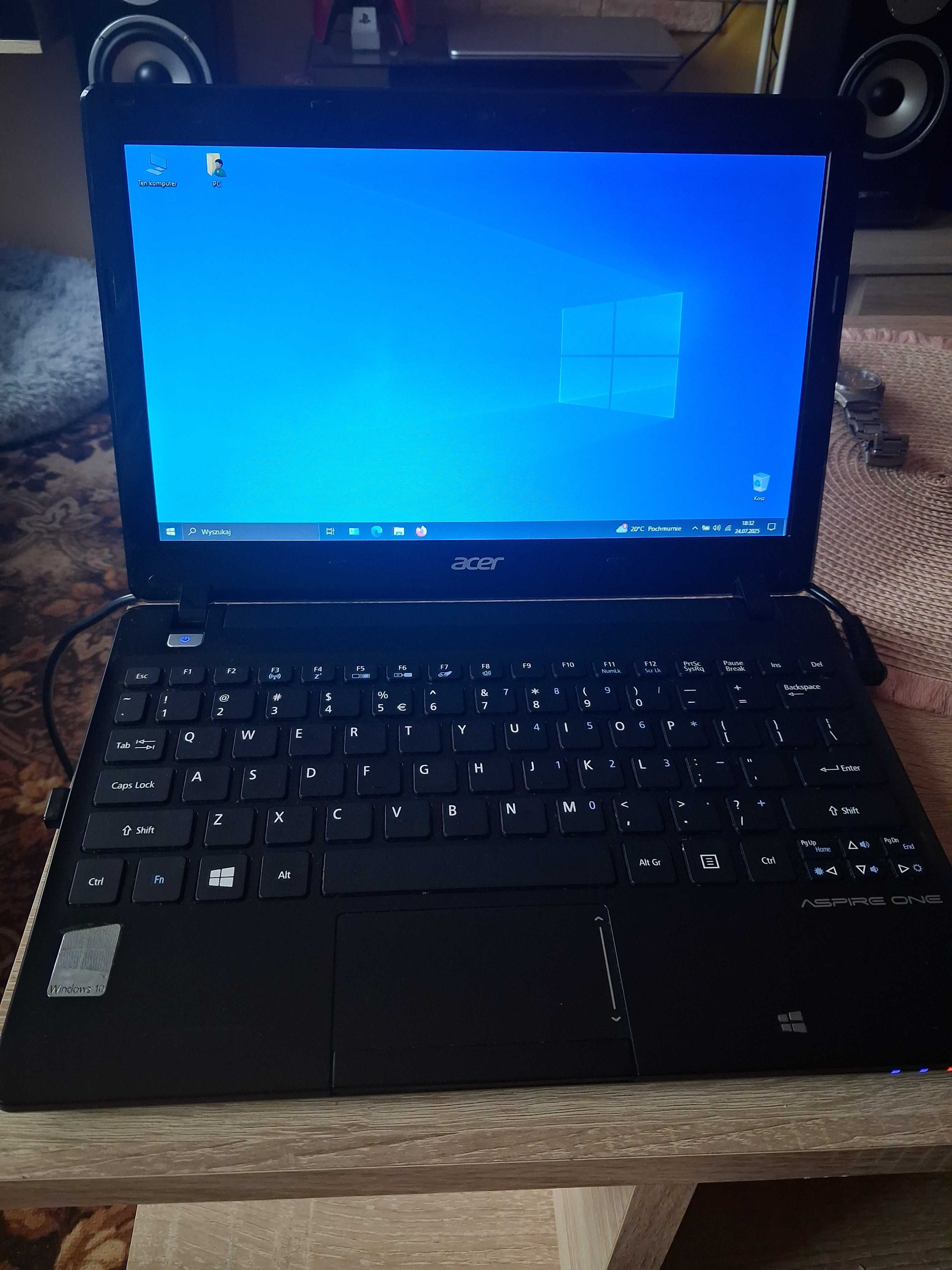 Acer One / Win 10 / Prc. 1 GH / 4 GB Ram