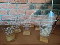 statuetki, trofea