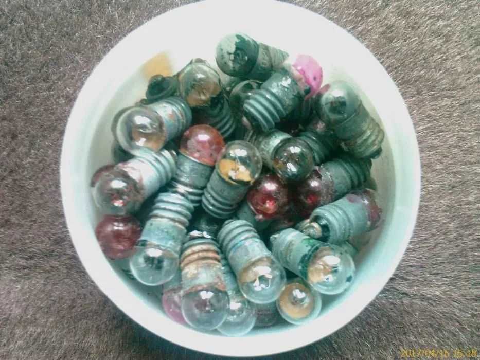 Лампочка СССР 2.2 - 3.5 В цоколь Е10 за 6 шт. НОВЫЕ