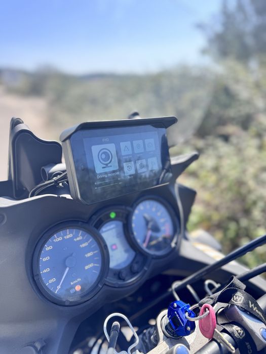SUZUKI V-STROM DL650 nacional poucos km