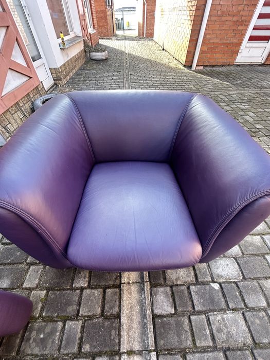 Крісло шкіряне