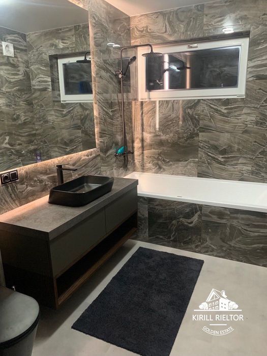 В  городке "Золотые Ключи"  продается новый таунхаус с ремонтом