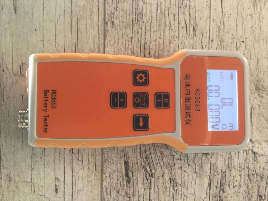 Tester napięcia i rezystancji wewnętrznej akumulatora baterii RC3563