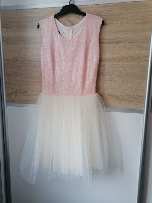 Sukienka różowa tiulowa