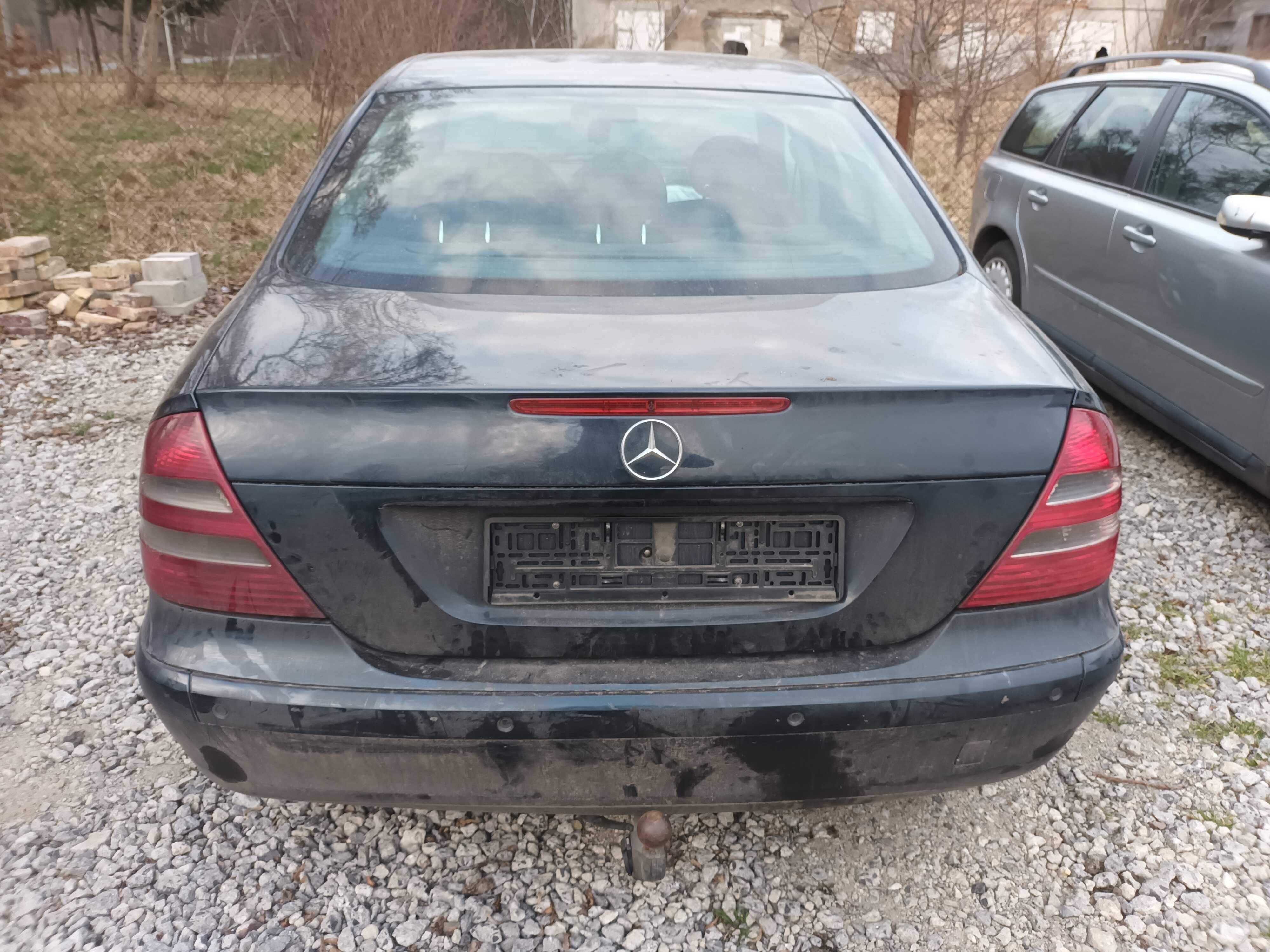 Mercedes w211 klapa lampy zderzak drzwi