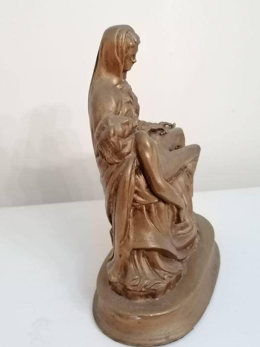 Imagem Pieta  replica de Miguel Angelo
