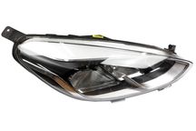 lampa prawy przód Ford Fiesta mk8 Europa