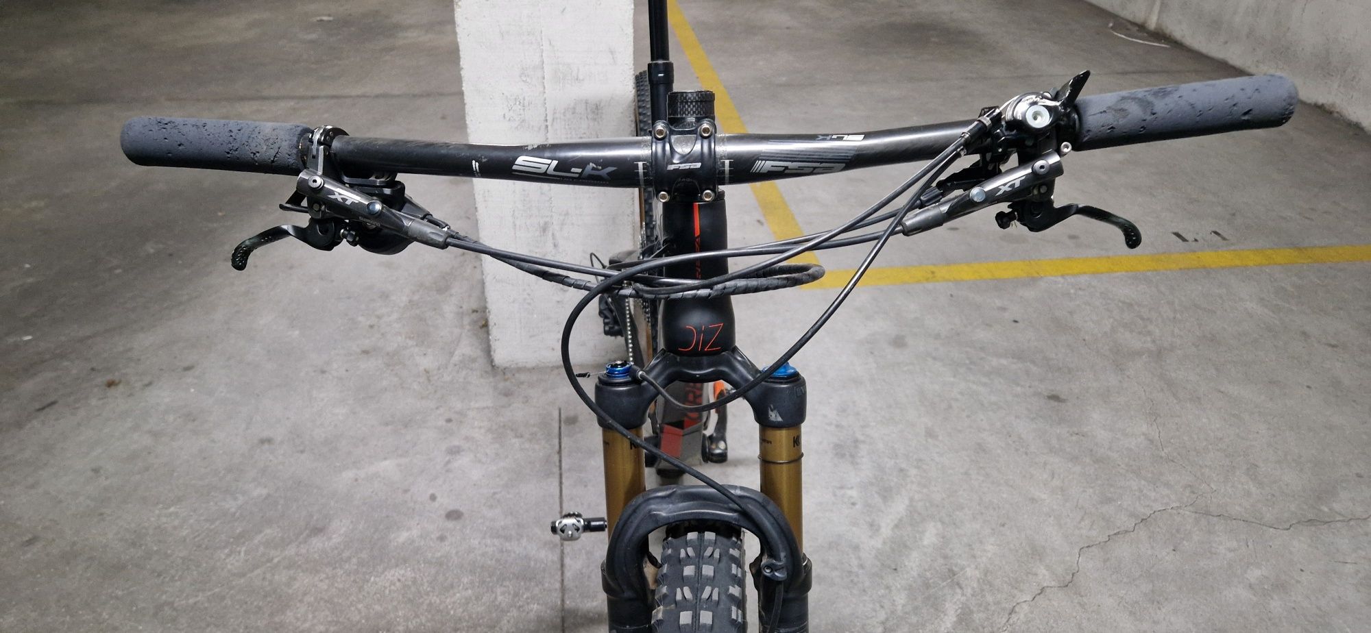 Orbea Oiz 29" suspensão total carbono