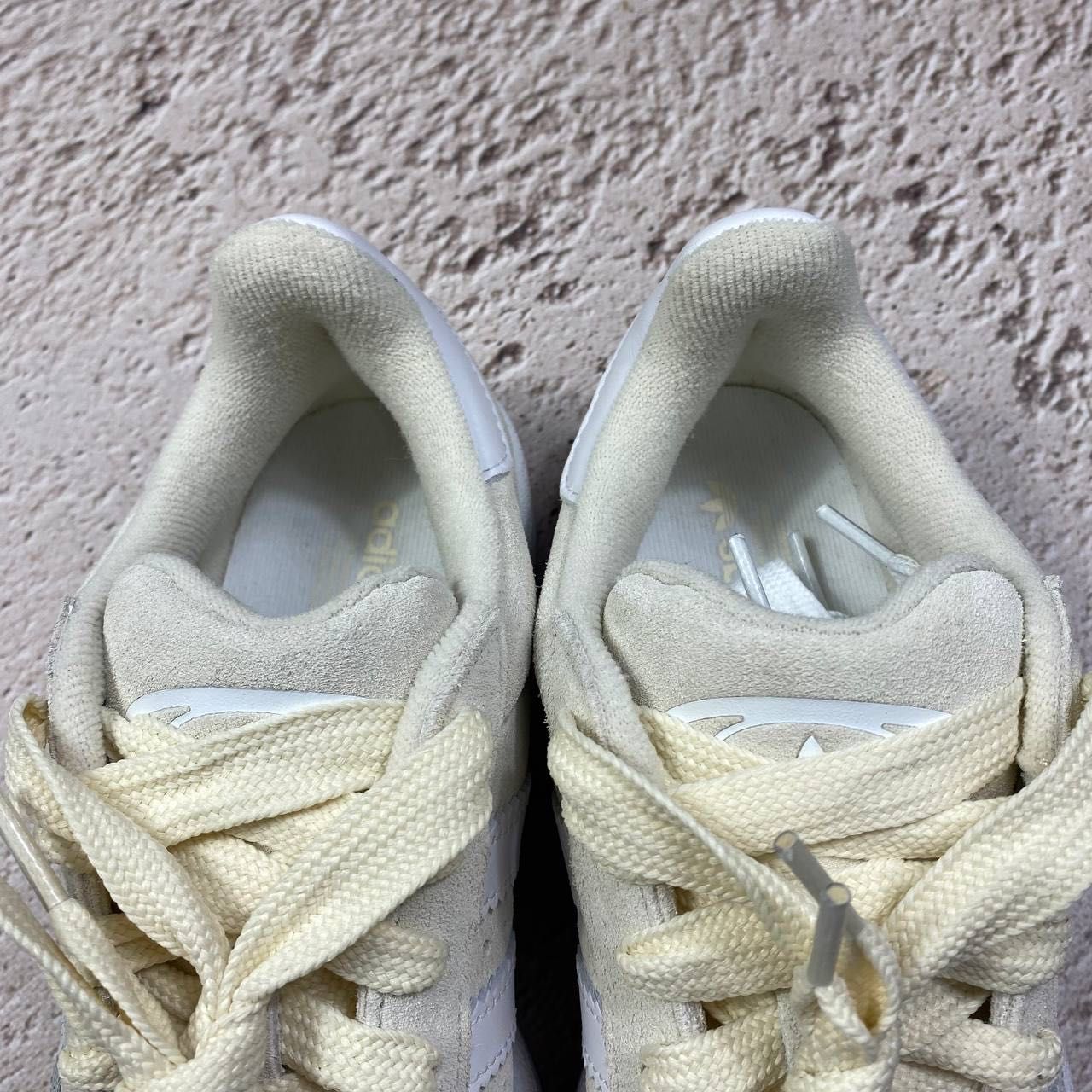 id1435 нові оригінал adidas campus 00s жіночі кросівки